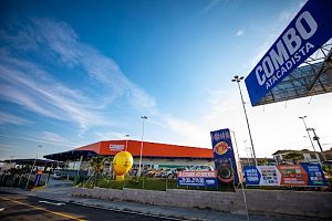 Combo aberto no feriado de Içara