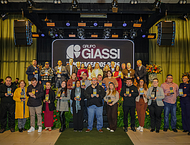 Grupo Giassi celebra a trajetória de 241 colaboradores em cerimônia